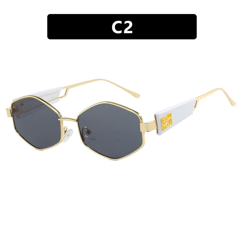 Women's Geometric Sunglasses with Fashionable Design and UV Protection Skanto
