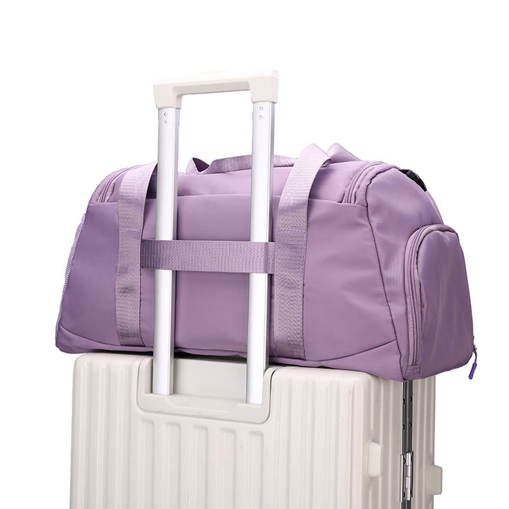 Sporty reiseveske med multifunksjonelt interiørfag Skanto