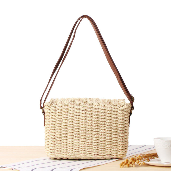 Handbag made of braided natural material with detachable shoulder strap Skanto