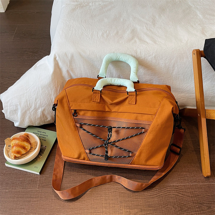 Sporty crossbody bag with practical organizer Skanto