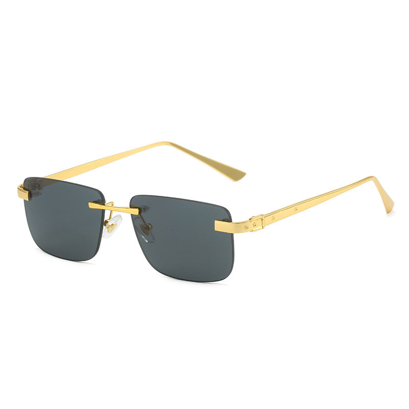 Dame moteriktig halvrandsbrille med elegant metallramme Skanto