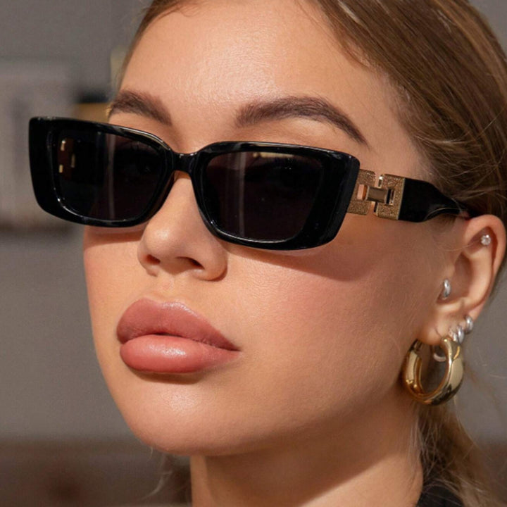 Women's Fashionable Oversized Sunglasses with Unique Leopard Print Skanto