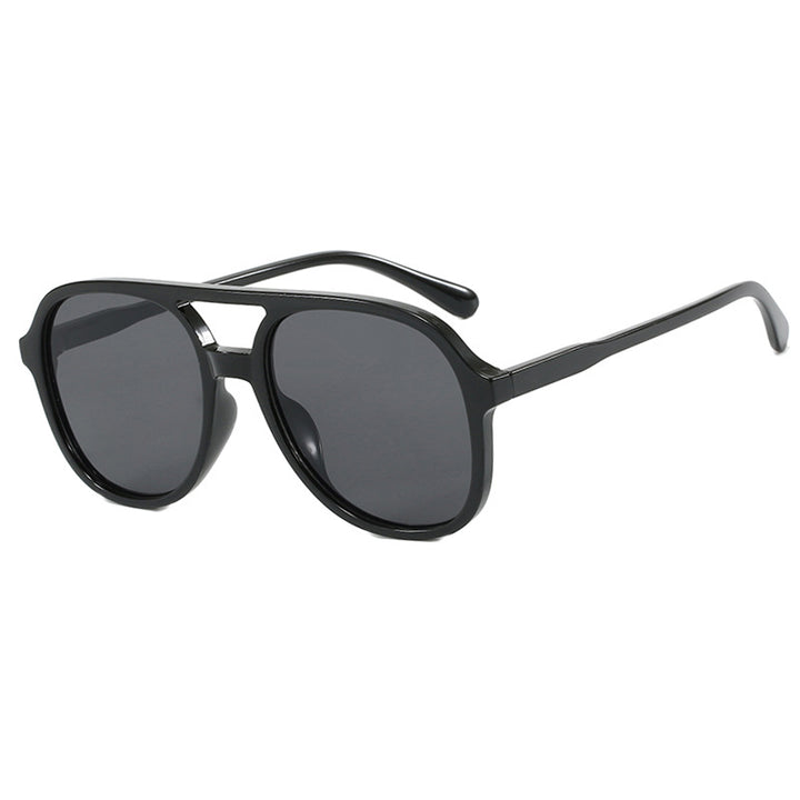 Dame solbrille med elegant skilpaddemønster og UV-beskyttelse Skanto