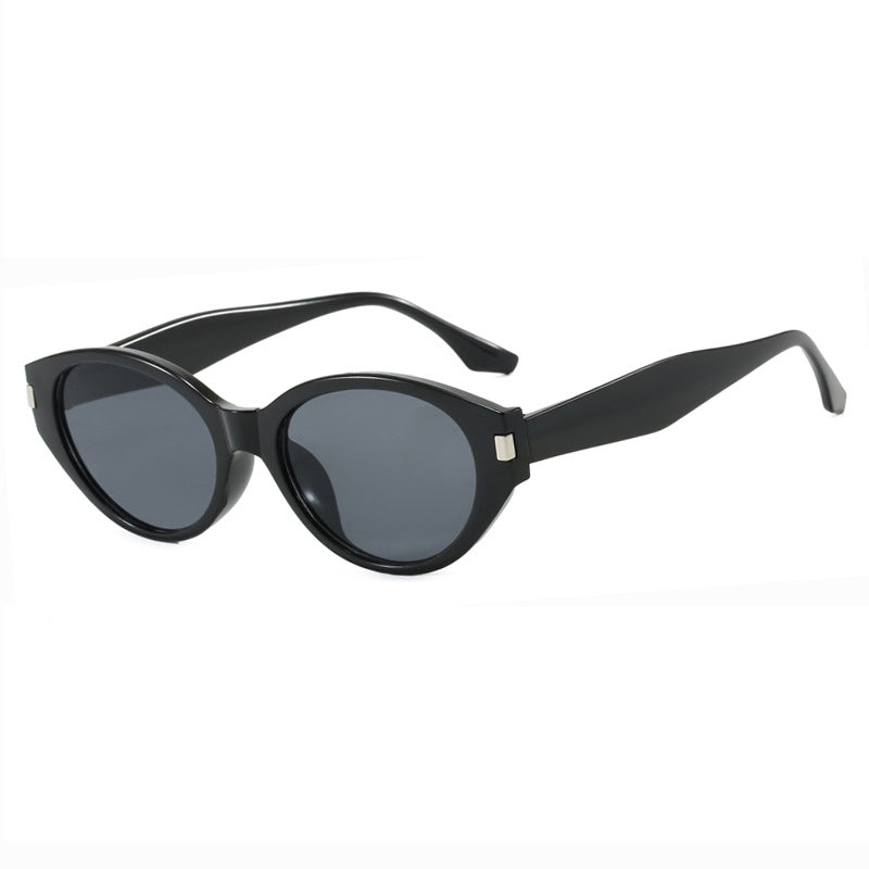 Dames moteriktig solbrille i elegant cat-eye stil Skanto