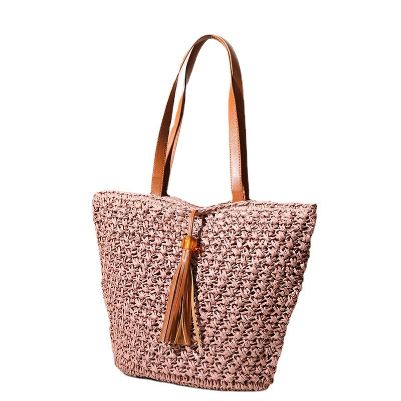Handmade basket bag with stylish fringe details Skanto