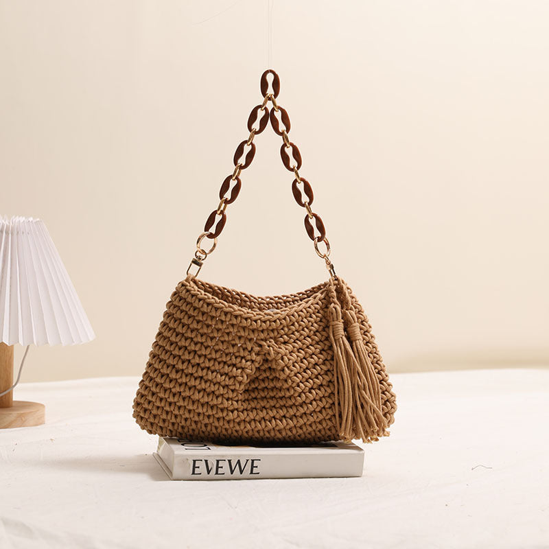 Handmade macrame bag with stylish fringe Skanto