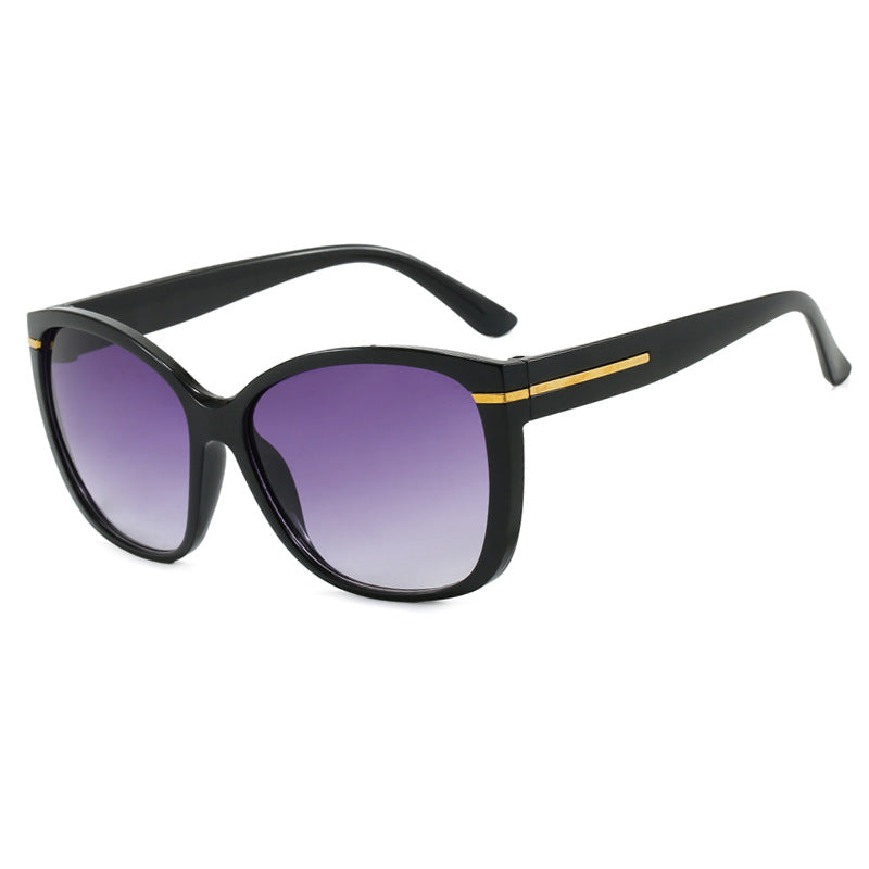 Dame oversized solbriller med elegant plast ramme og beskyttende UV-filter Skanto