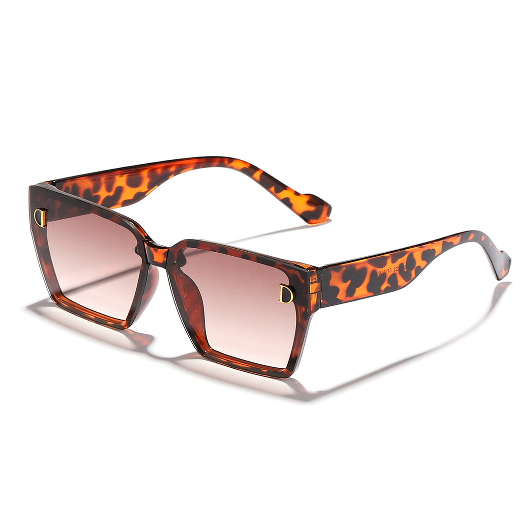 Dame moteriktig solbrille i unikt design med overdimensjonerte glass Skanto