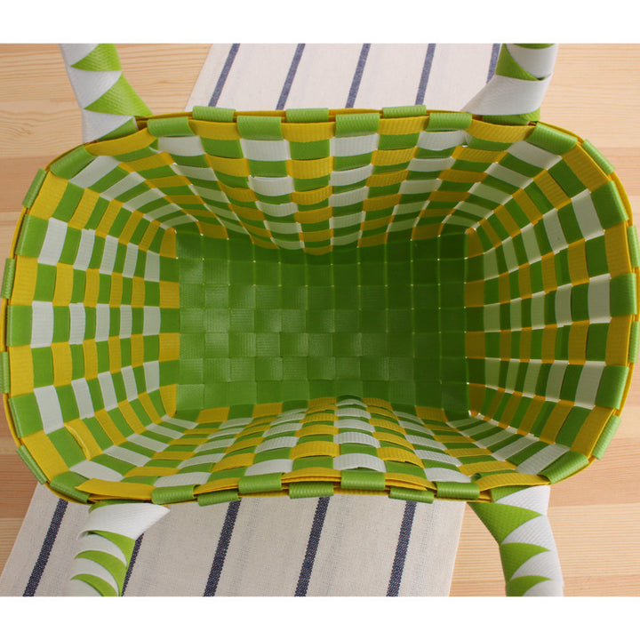 Woven Handbag with Plaid Pattern Skanto