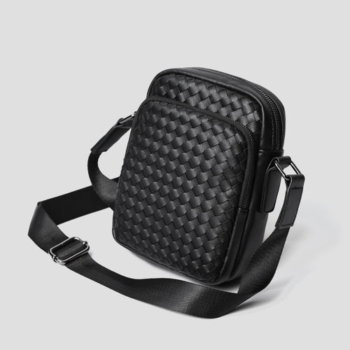 Praktisk Crossbody-veske med flettet design Skanto