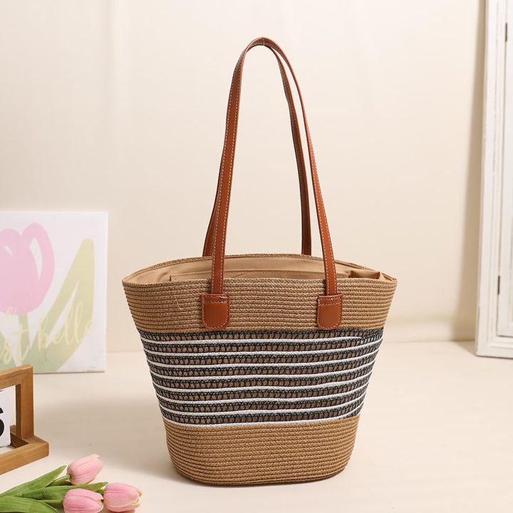 Elegant Basket Bag with Leather Accents Skanto