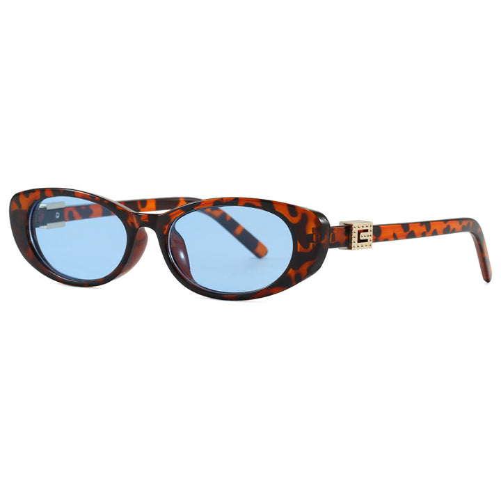 Women's Cat-Eye Sunglasses with Stylish Frame and Luxurious Details Skanto