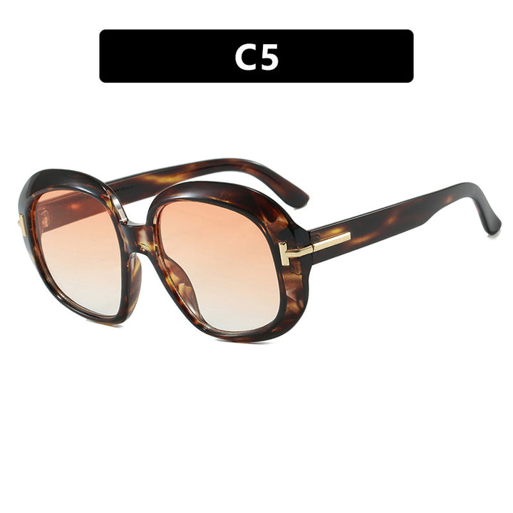 Women's oversized sunglasses with elegant frame structure and UV protection Skanto