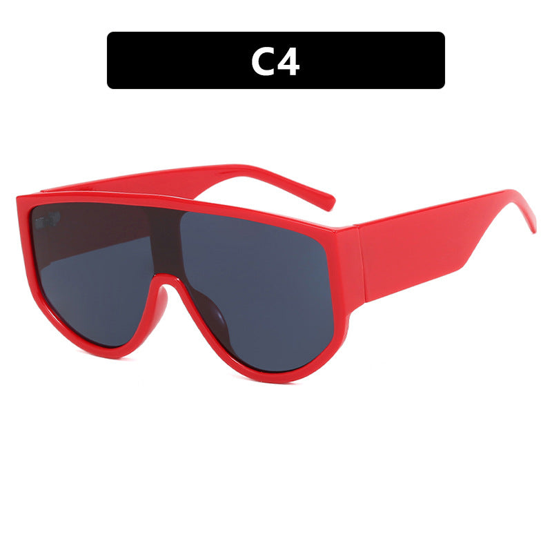 Women's fashionable sunglasses with an otherworldly design Skanto