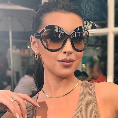 Women's Extravagant Cat-Eye Sunglasses with Curved Frame Skanto