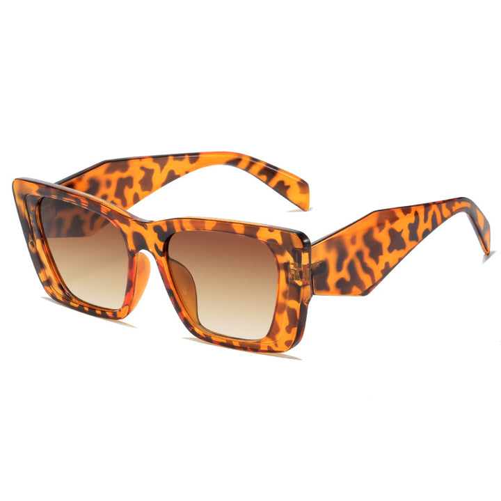 Dame moteriktig solbrille i avantgarde-stil Skanto