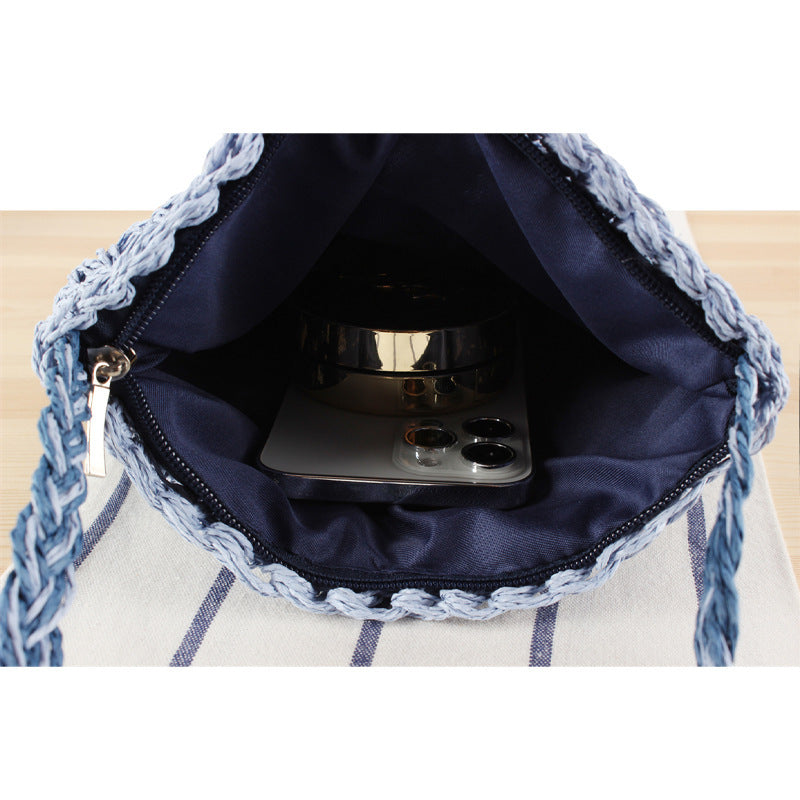 Hand-knotted shoulder bag with innovative fabric Skanto