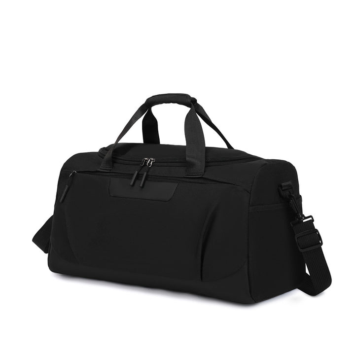 Sporty duffel bag with versatile storage and ergonomic carrying handles Skanto
