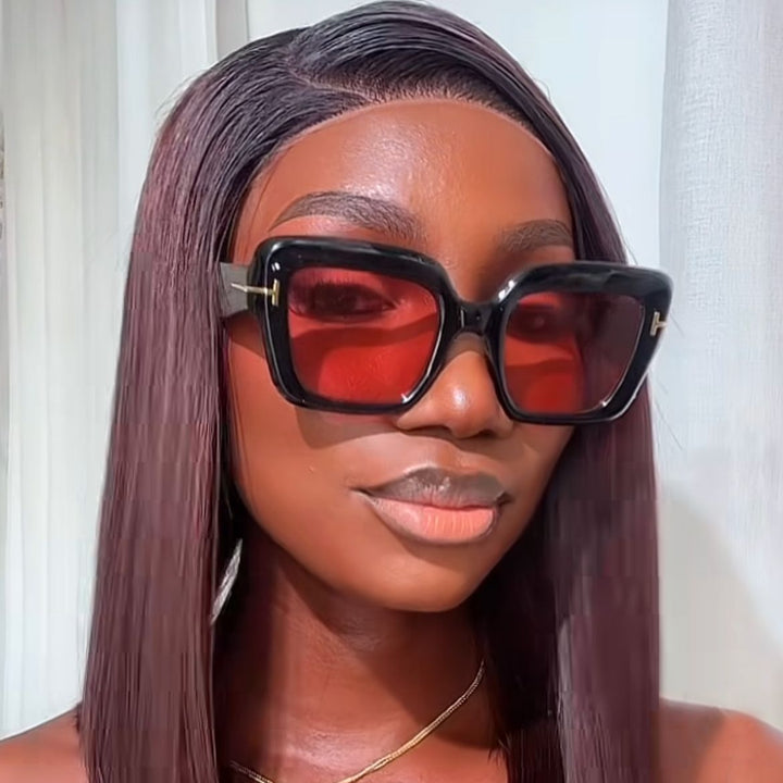 Women's square sunglasses with comfortable plastic frame and UV protection Skanto