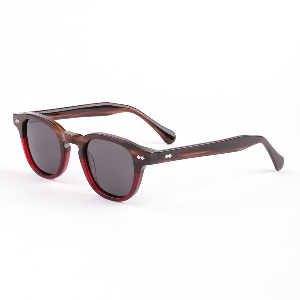 Dame solbrille i elegant skilpadde-design Skanto