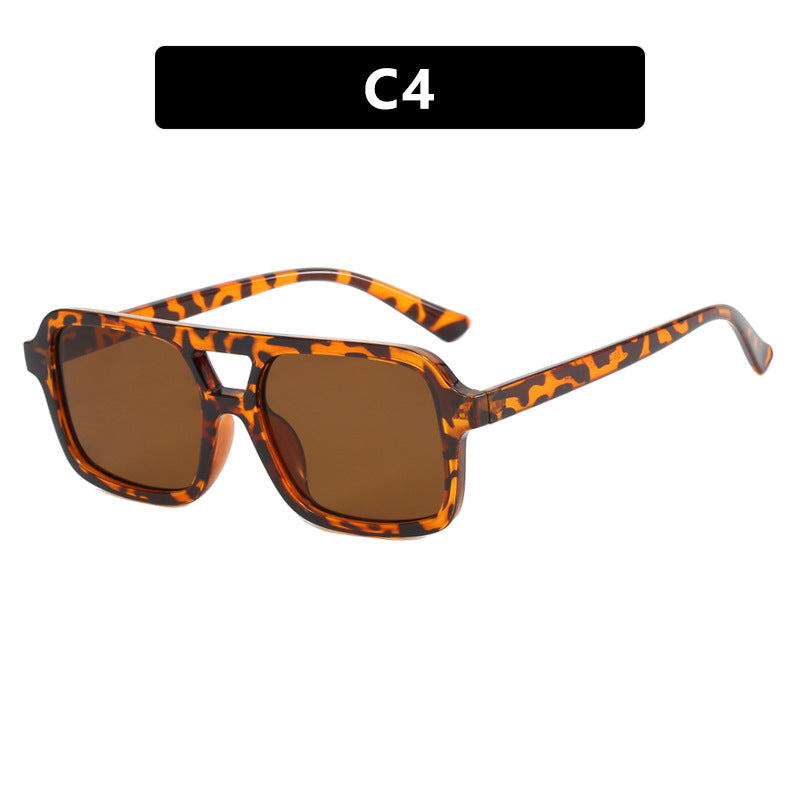 Women's modern square sunglasses with protective UV filter and transparent frame Skanto