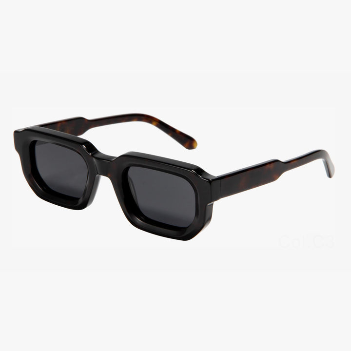 Dame solbrille i moderne geometrisk design fra Skanto