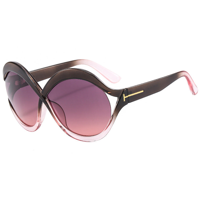 Women's Extravagant Cat-Eye Sunglasses with Curved Frame Skanto