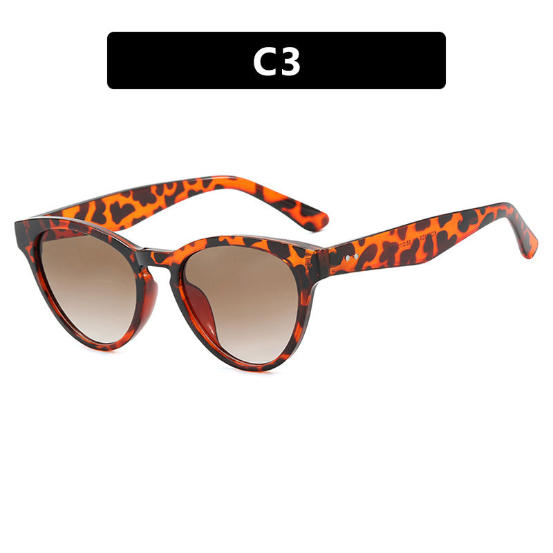 Women's Cat-Eye Sunglasses with UV Protection and Fashion Frame Skanto