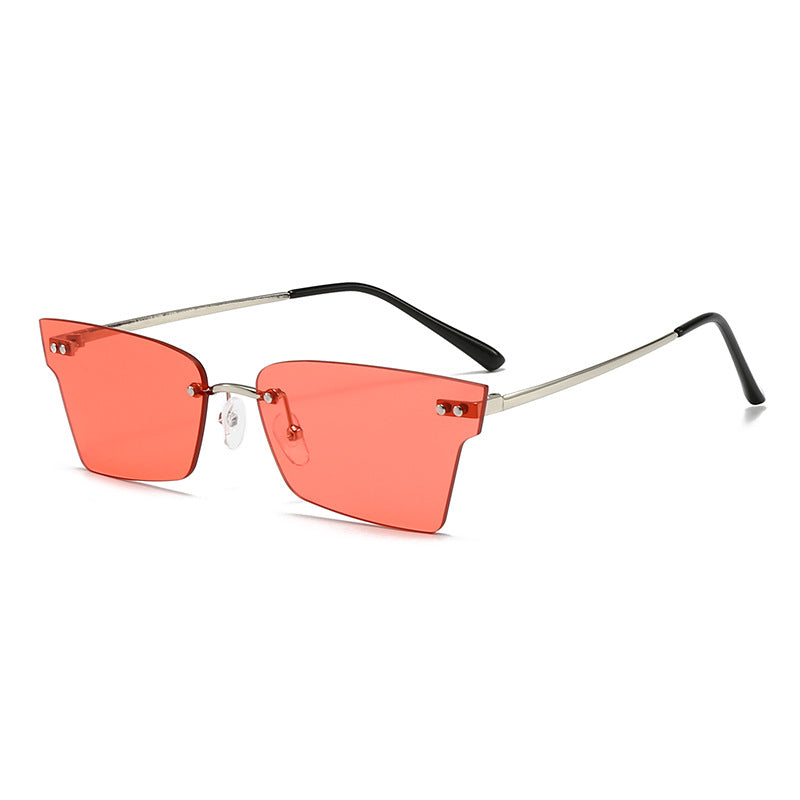 Dame trendy geometrisk solbrille med ultralett ramme Skanto
