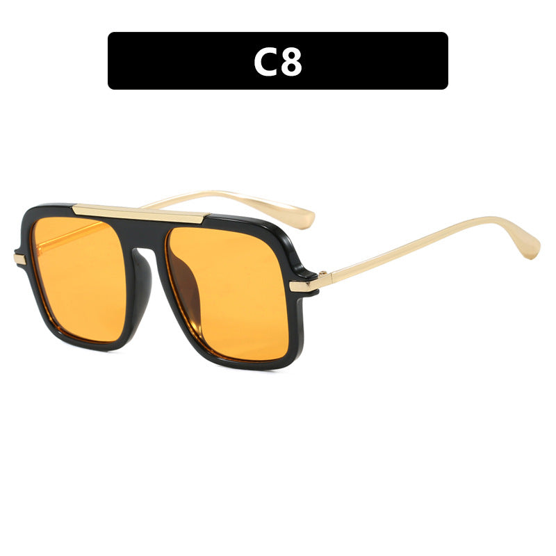 Dame kvadratisk solbrille med luksuriøs metallramme og robuste glass Skanto