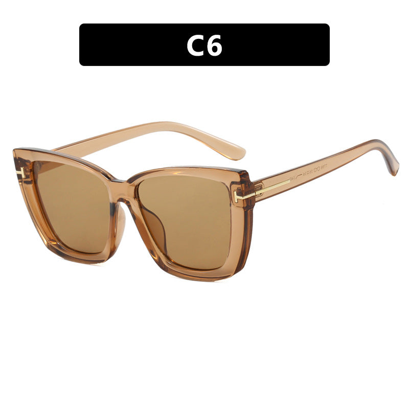 Women's large sunglasses in modern design with trendy tortoise pattern Skanto