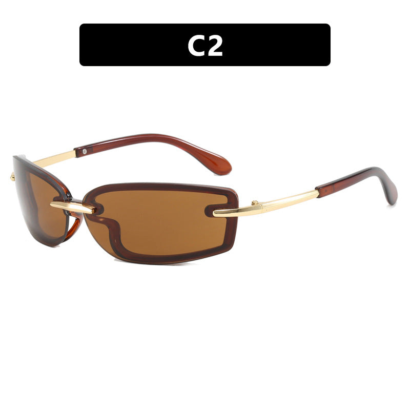 Women's trendy sunglasses with modern design and UV protection Skanto