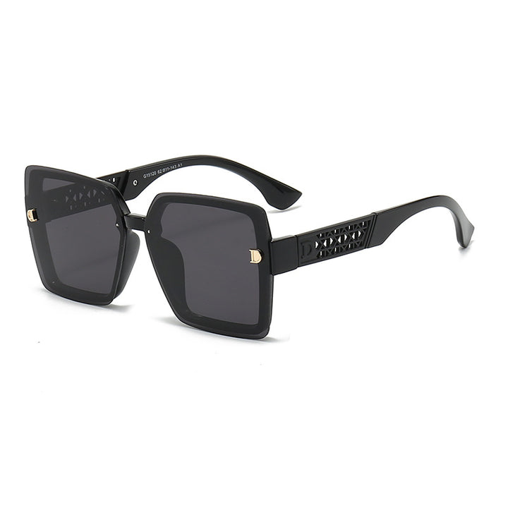 Dame moteriktig firkantet solbrille med robust ramme og UV-beskyttelse Skanto