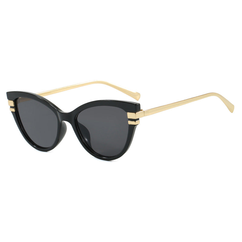 Women's Cat-Eye Sunglasses with Elegant Plastic Frame and Gold Accents Skanto
