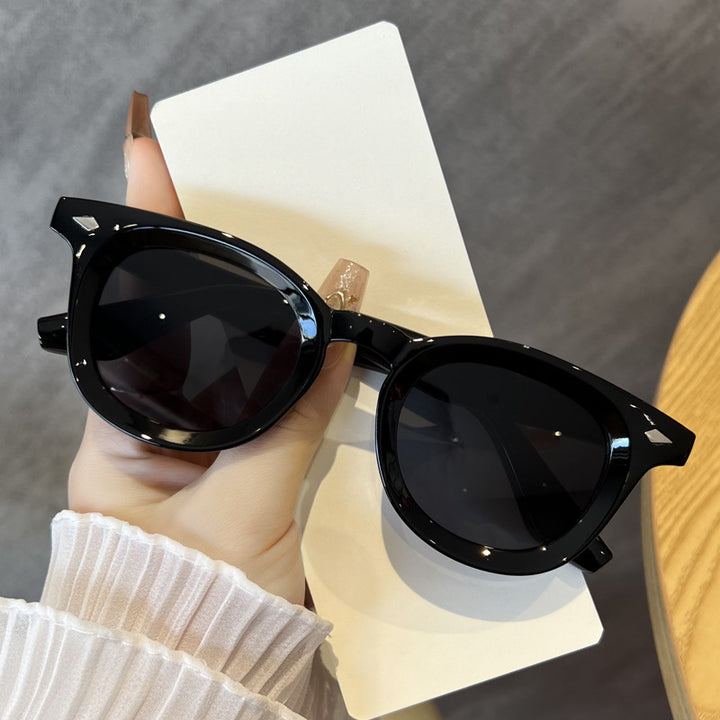 Women's fashionable Cat-Eye sunglasses with transparent frame Skanto