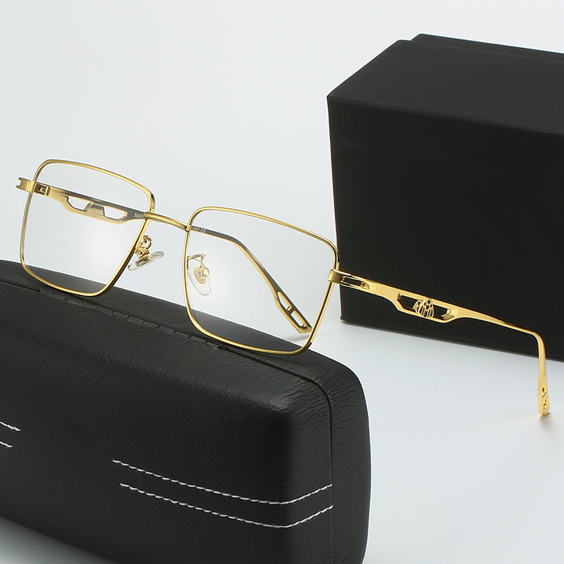 Dame luksus solbrille med markant geometrisk ramme og polarisert glass Skanto