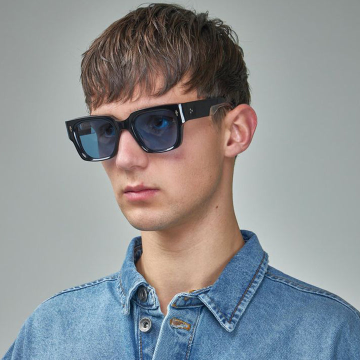 Dame kvadratisk solbrille med luksuriøs ramme og beskyttende UV-filter Skanto