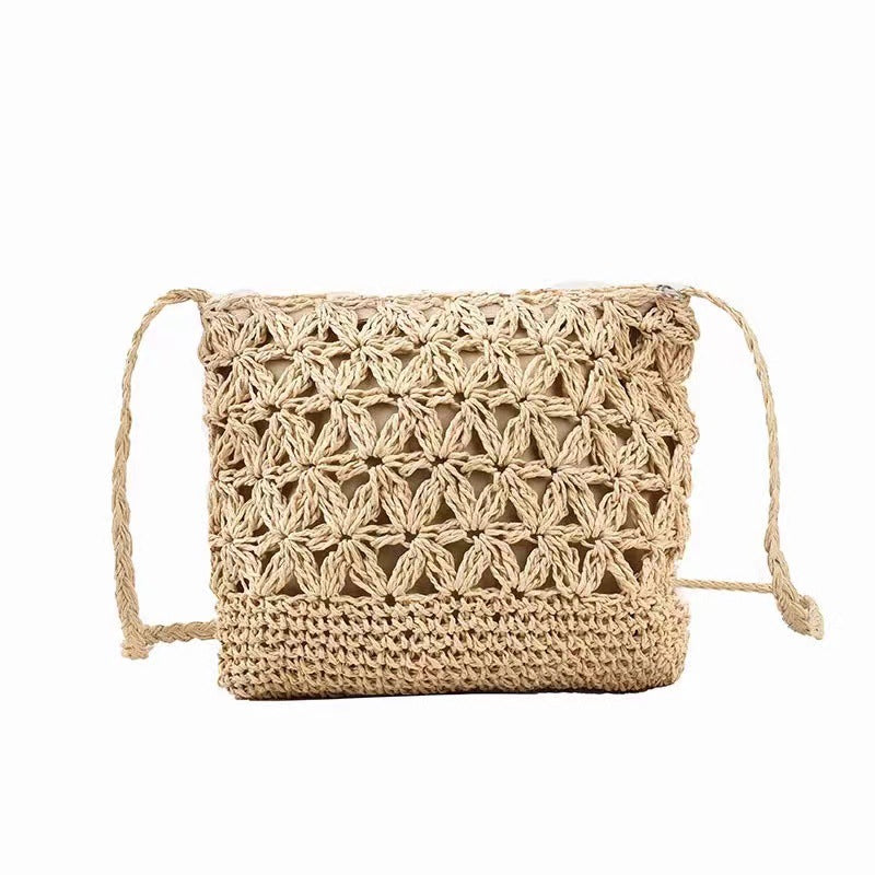 Crocheted shoulder bag made of natural material Skanto
