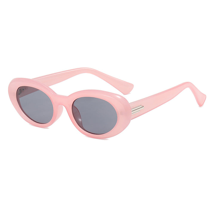 Dame elegant ovalformet solbrille med høykvalitets glass Skanto