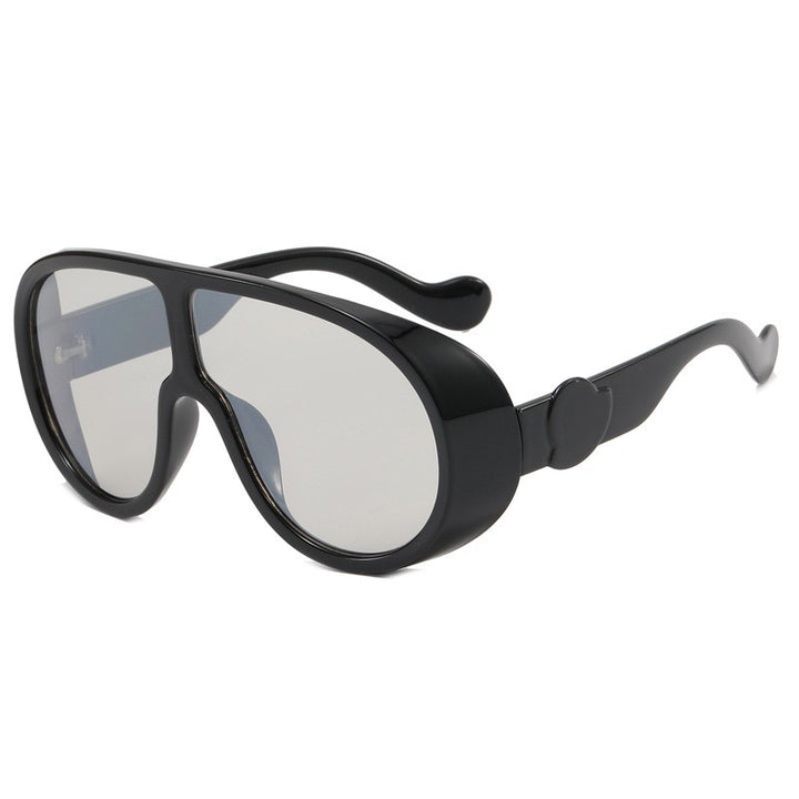 Dame Sporty Oversized Solbriller med innovativt design Skanto