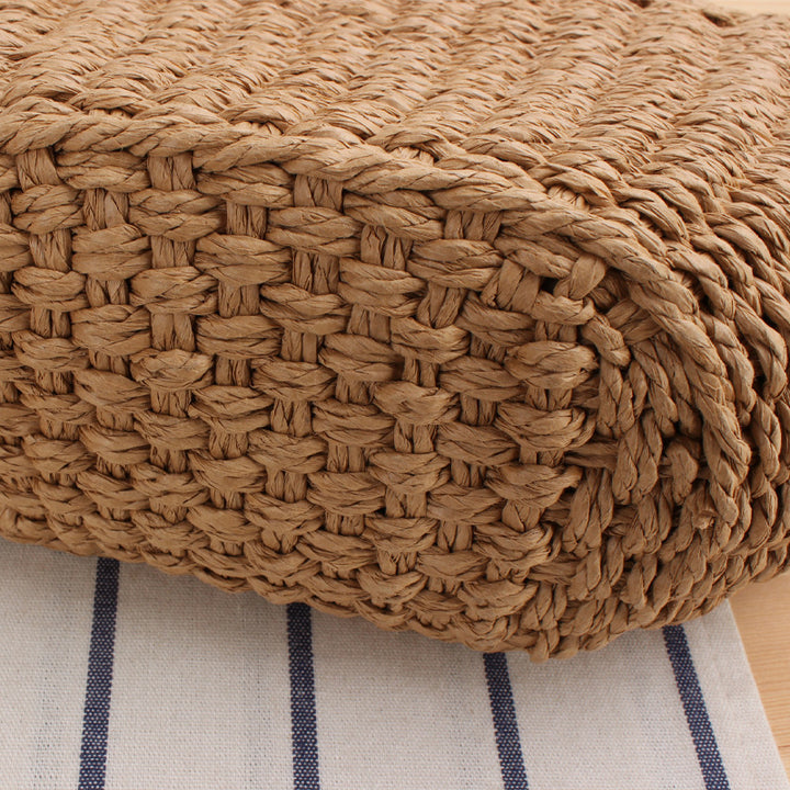 Modern basket bag with elegant fringe design Skanto