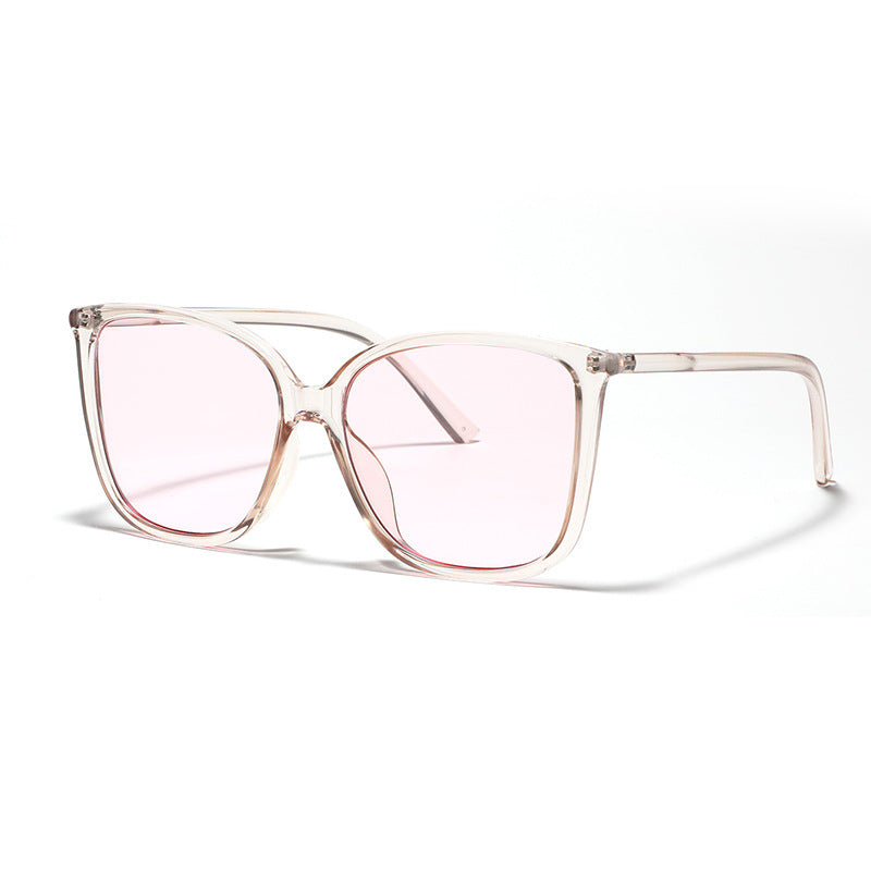 Dame cat-eye solbrille med luksuriøs transparent ramme og UV-beskyttelse Skanto