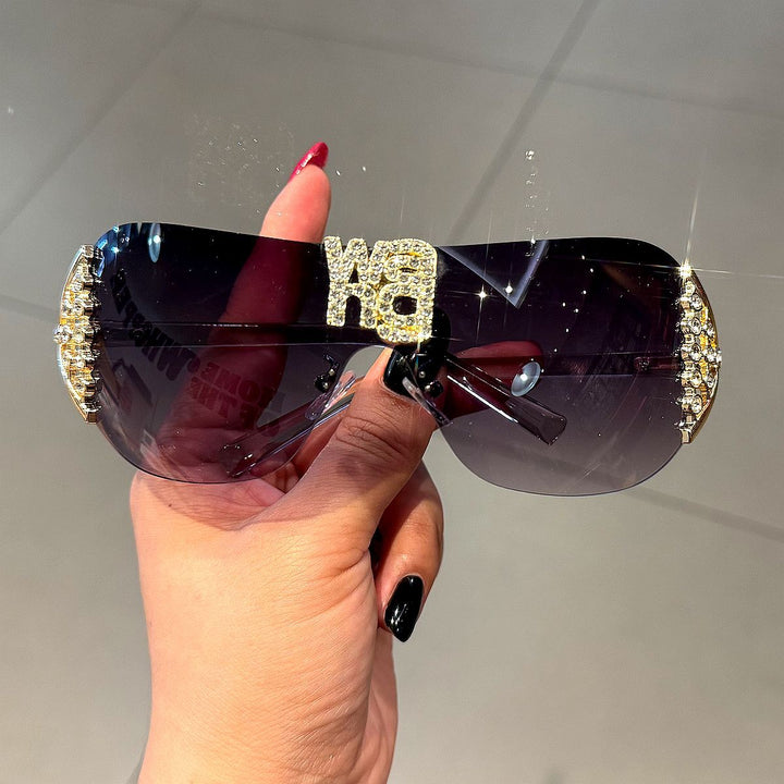 Damen modische Oversized-solsjulp med strass-applikasjoner Skanto