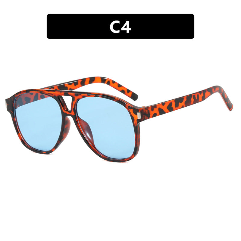 Women's sunglasses in trendy tortoise design Skanto