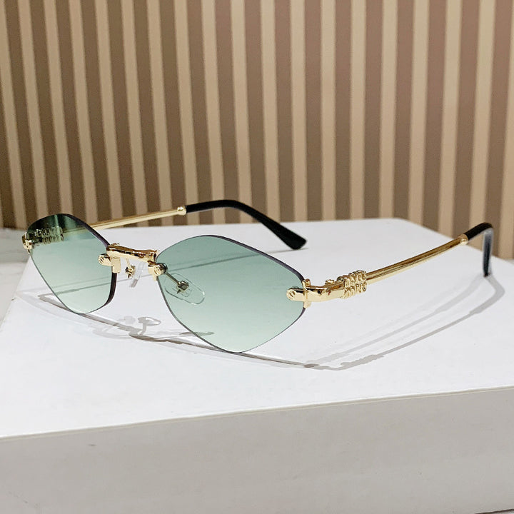 Dame Cat-Eye solbriller i moderne elegans stil Skanto