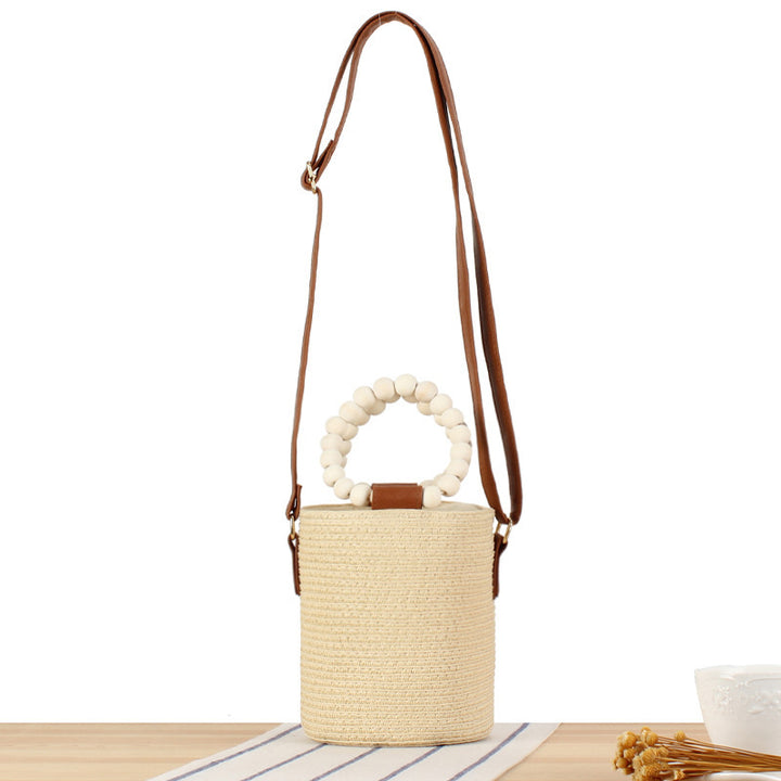 Handbag made of high-quality woven natural material with innovative lock Skanto