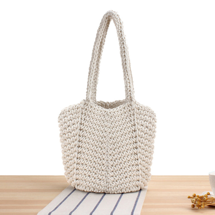 Handmade macrame handbag with textured design Skanto