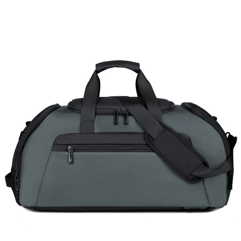 Men's sporty and spacious travel bag Skanto