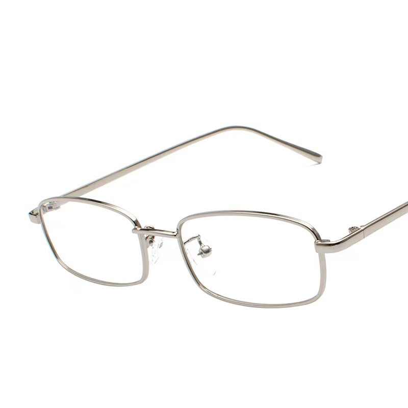 Dame eksklusiv solbrille med iøynefallende skilpadde mønster og robust ramme Skanto