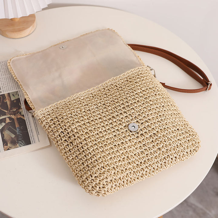 Modern shoulder bag with colorful crochet pattern Skanto